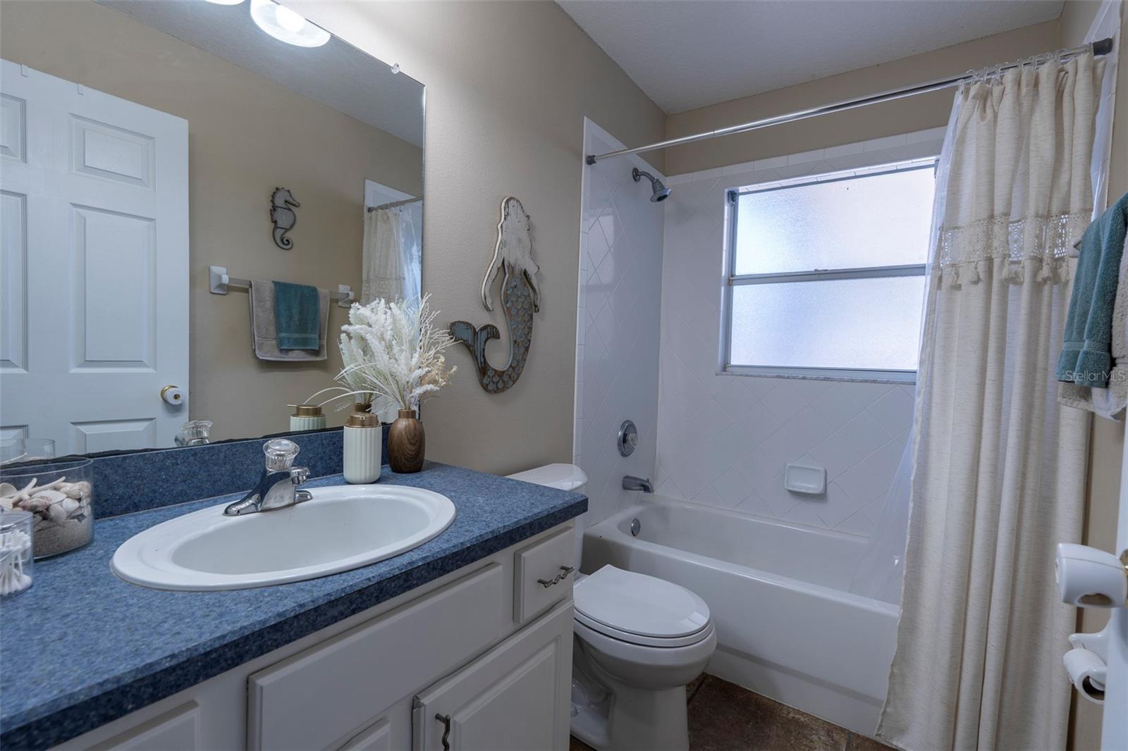 Tub/Shower Combination