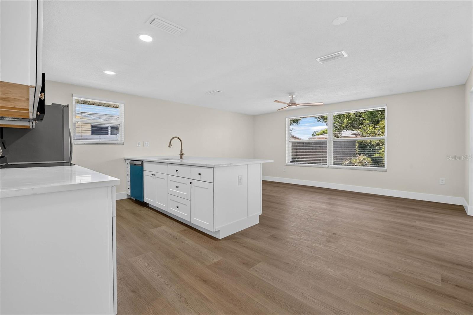 Kitchen/Back Living Room