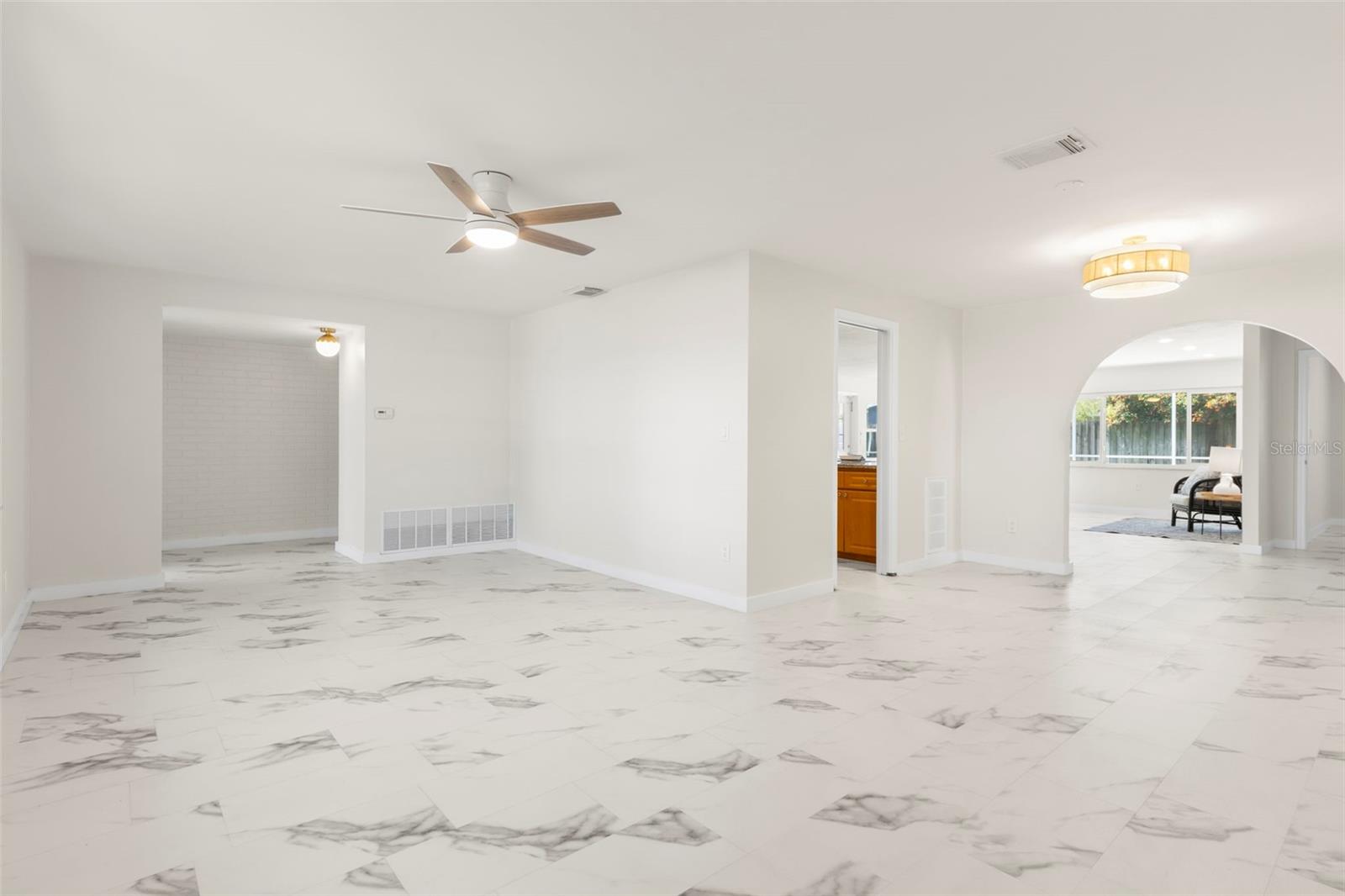 Spacious living/dining