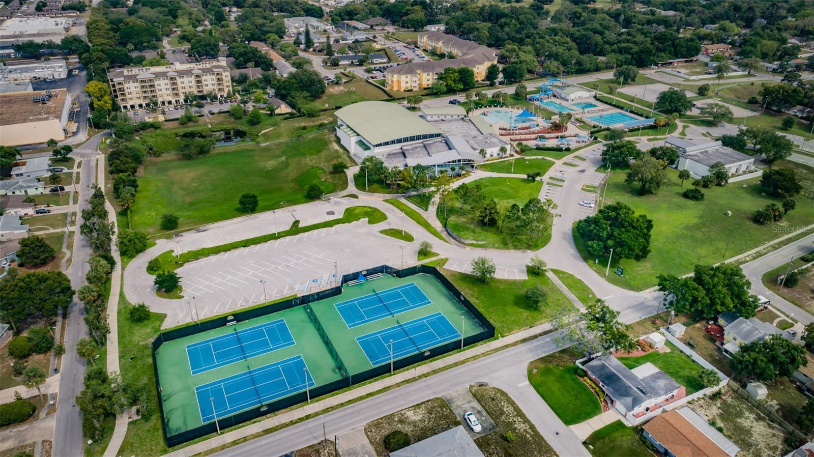Rec & Aquatic Center
