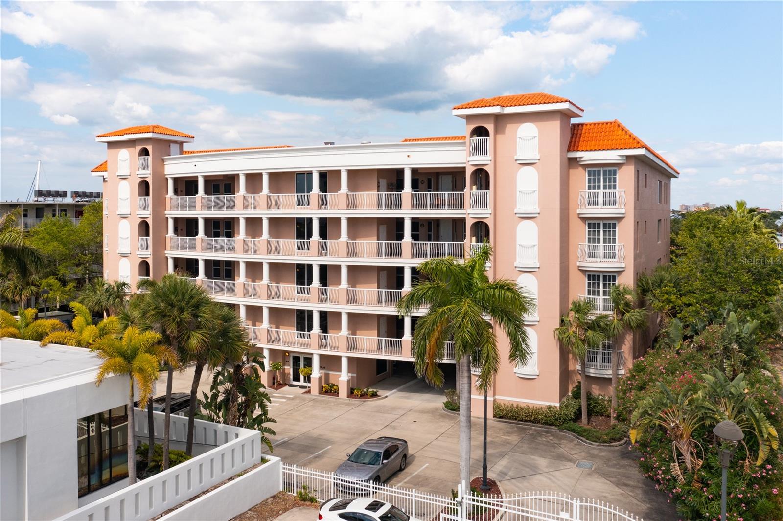 The Elegant Bella Margurrite Building