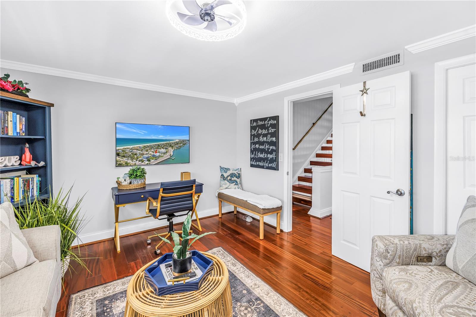 2nd bedroom