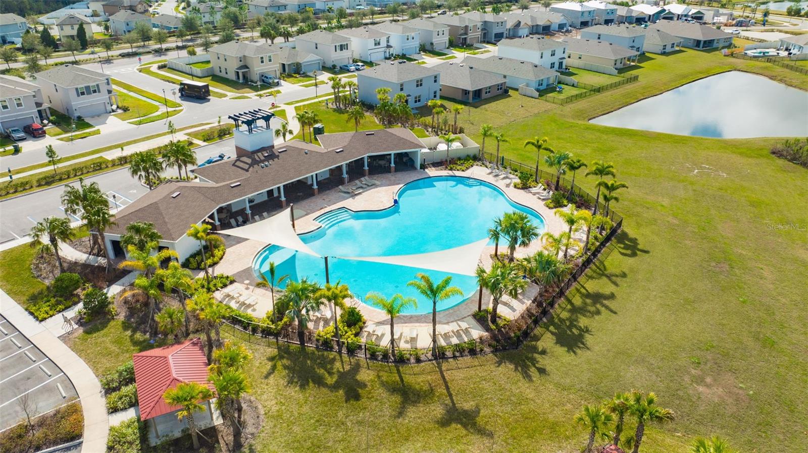 Avalon Park Community Pool