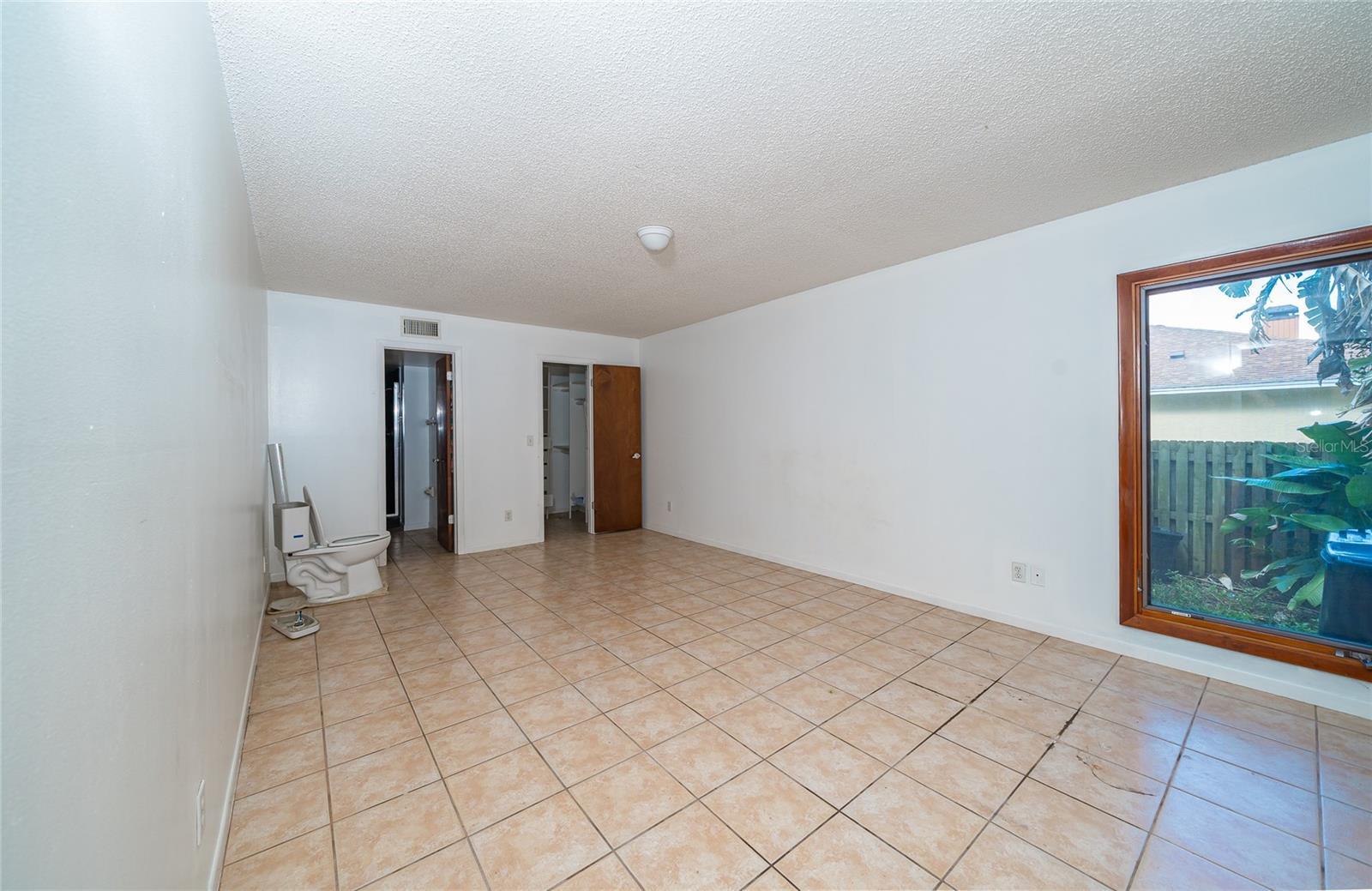 Master Bedroom 1st Floor
