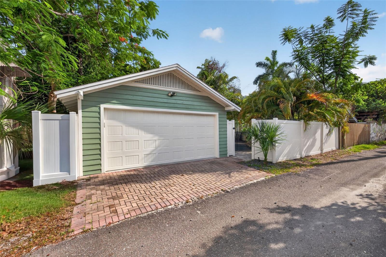 2 car detached garage