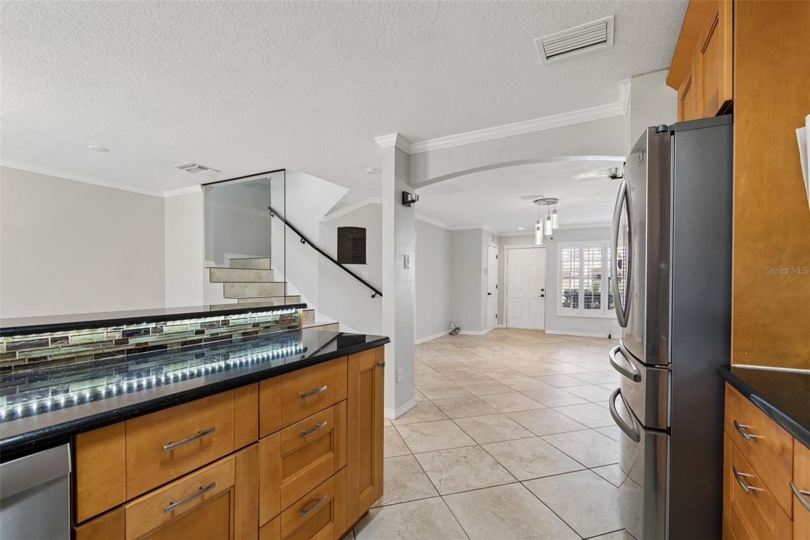 Bar High Granite Counter