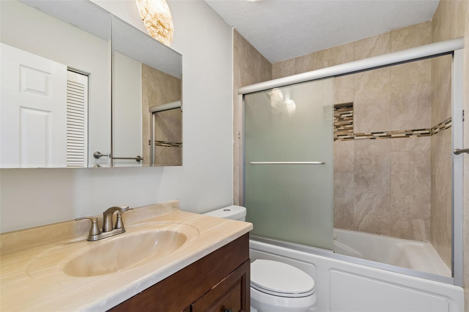 2nd Floor Hall Bath