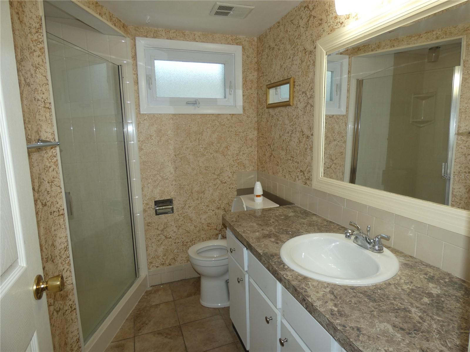 2nd bathroom