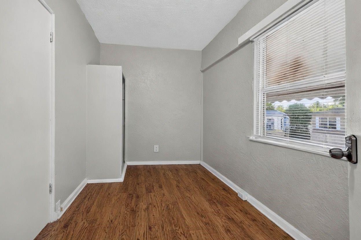 Front Bonus Room Office/3rd Bedroom
