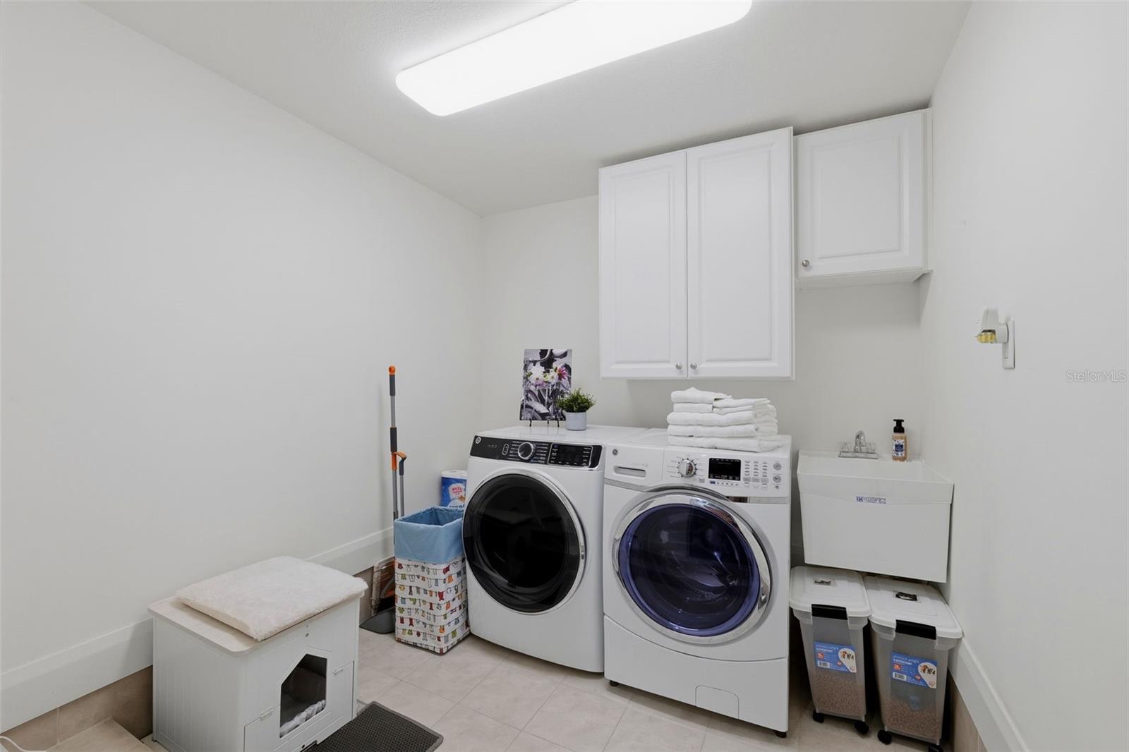 Downstairs laundry/storage room