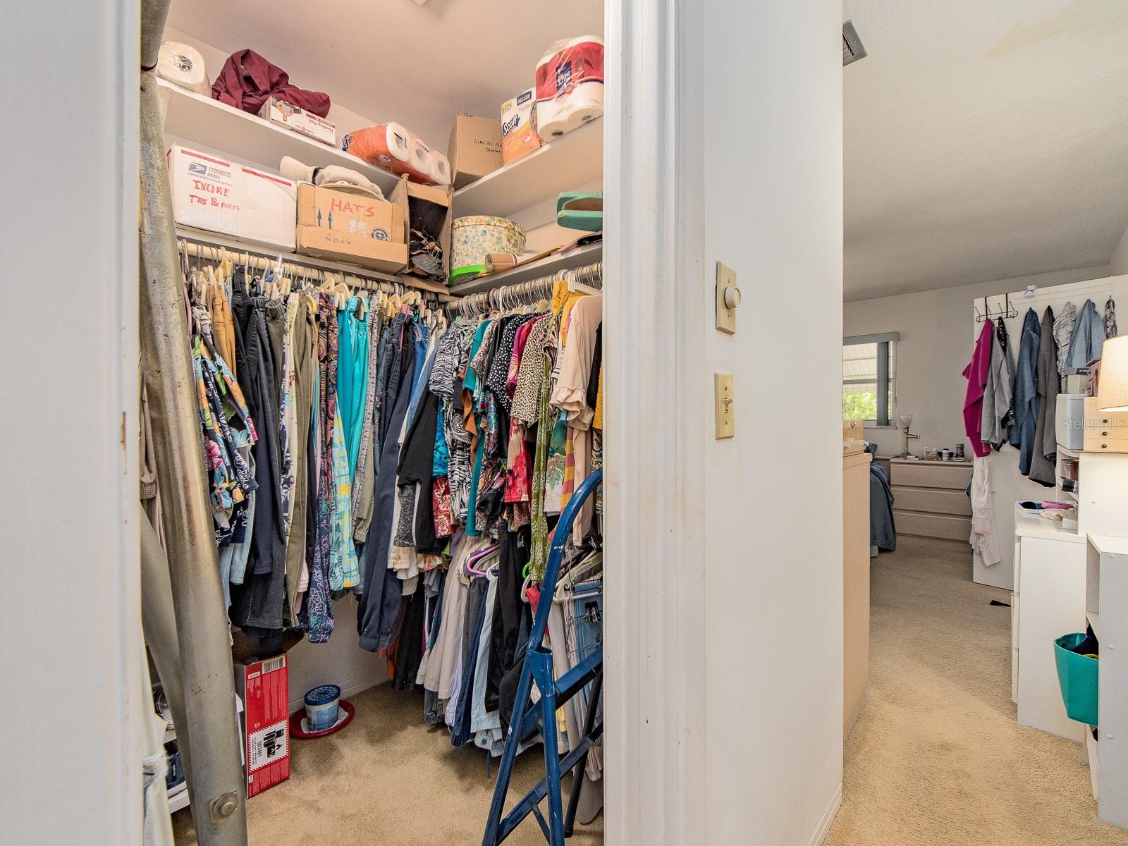 Walk in closet