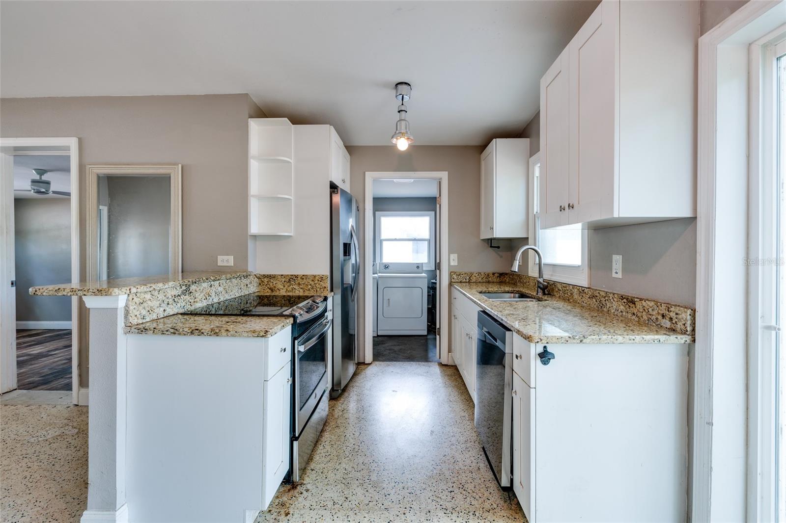 Kitchen/Laundry Room
