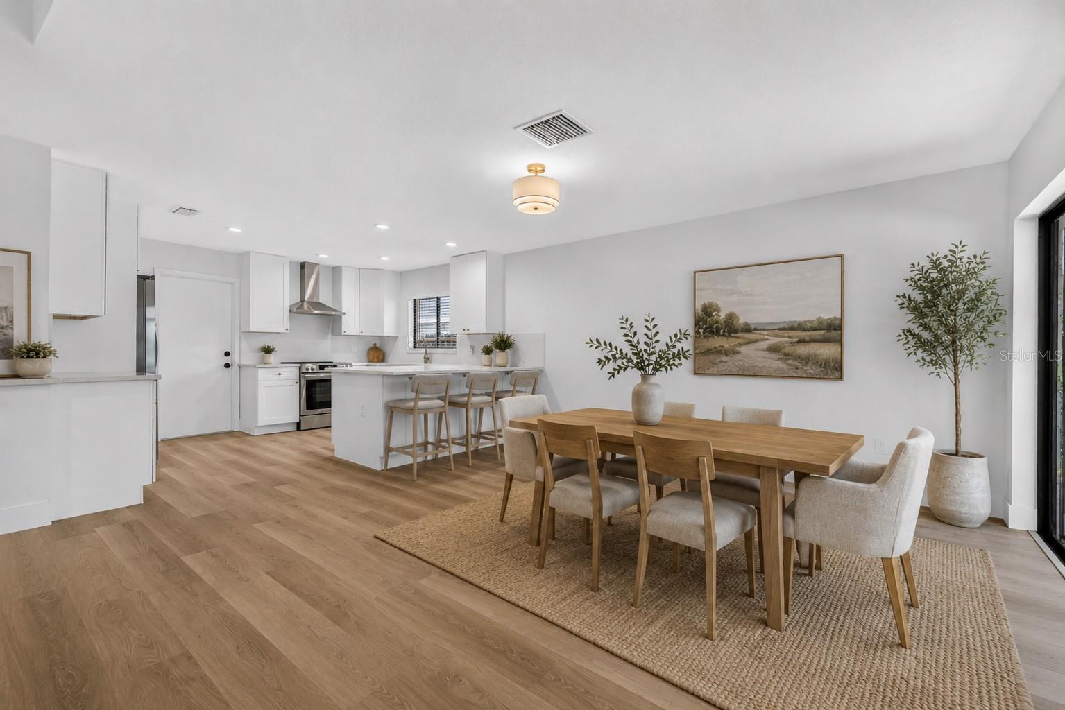 Kitchen / Dining Staged