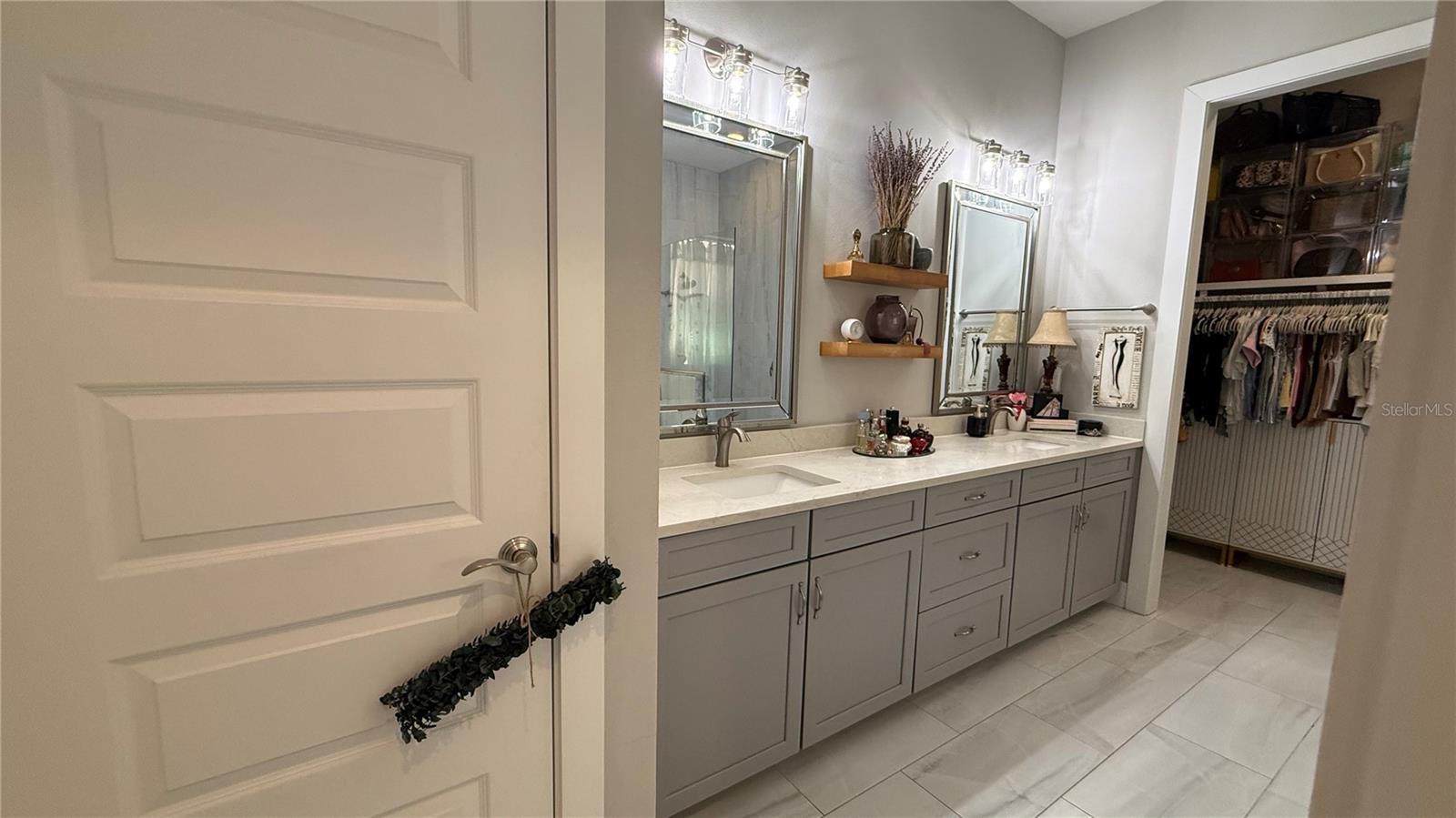 En Suite Bath