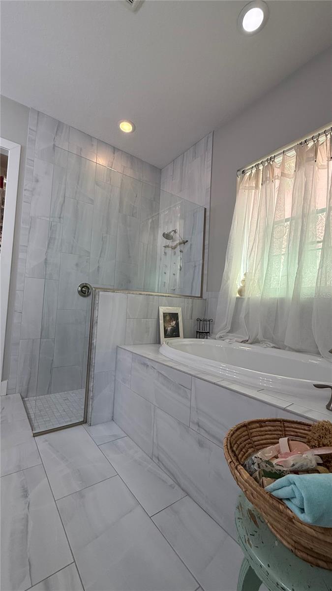 En Suite Bath