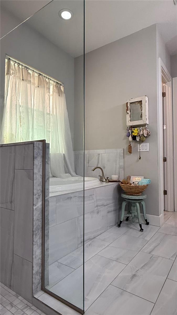 En Suite Bath