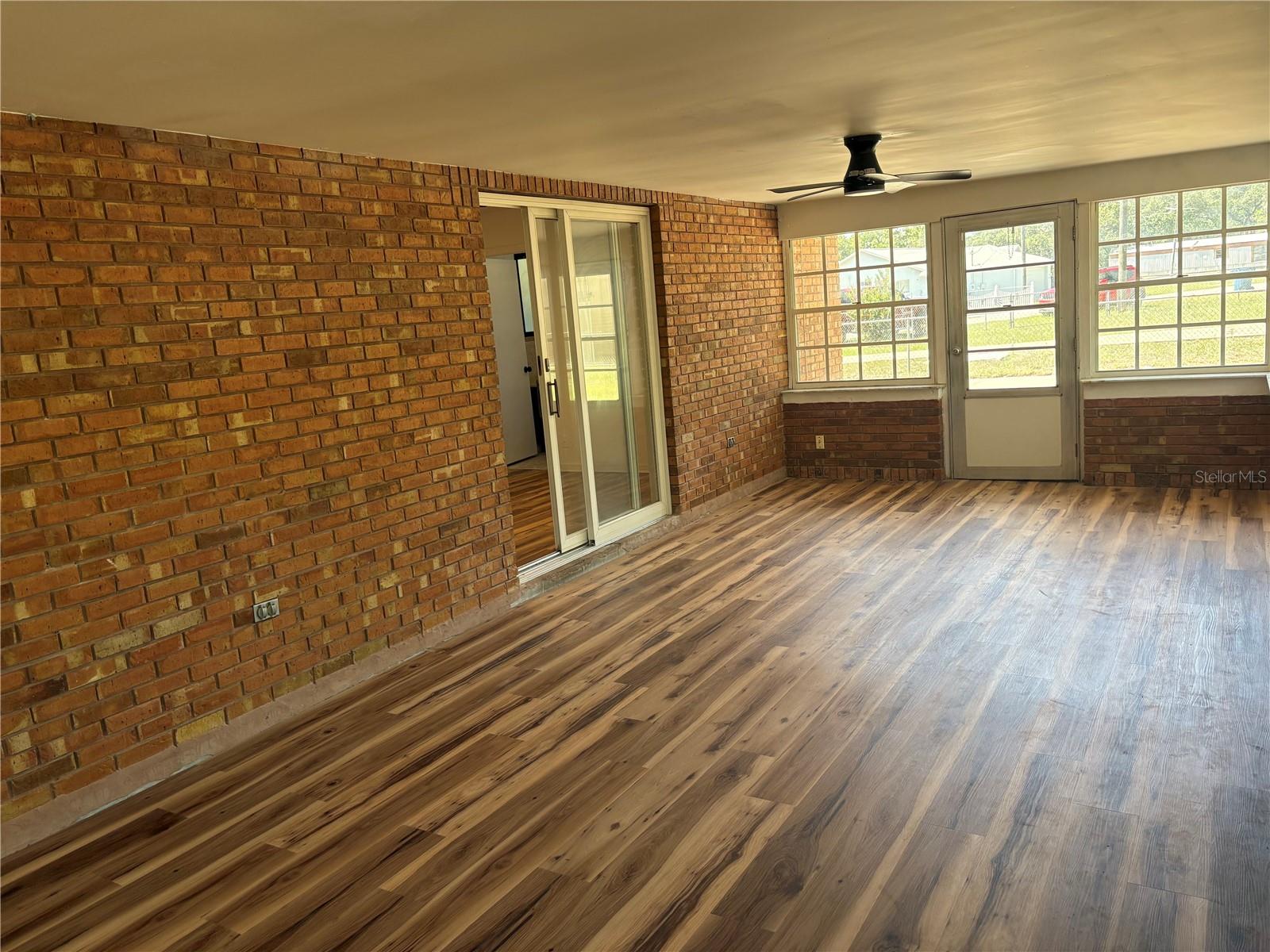 Large Lanai with AC