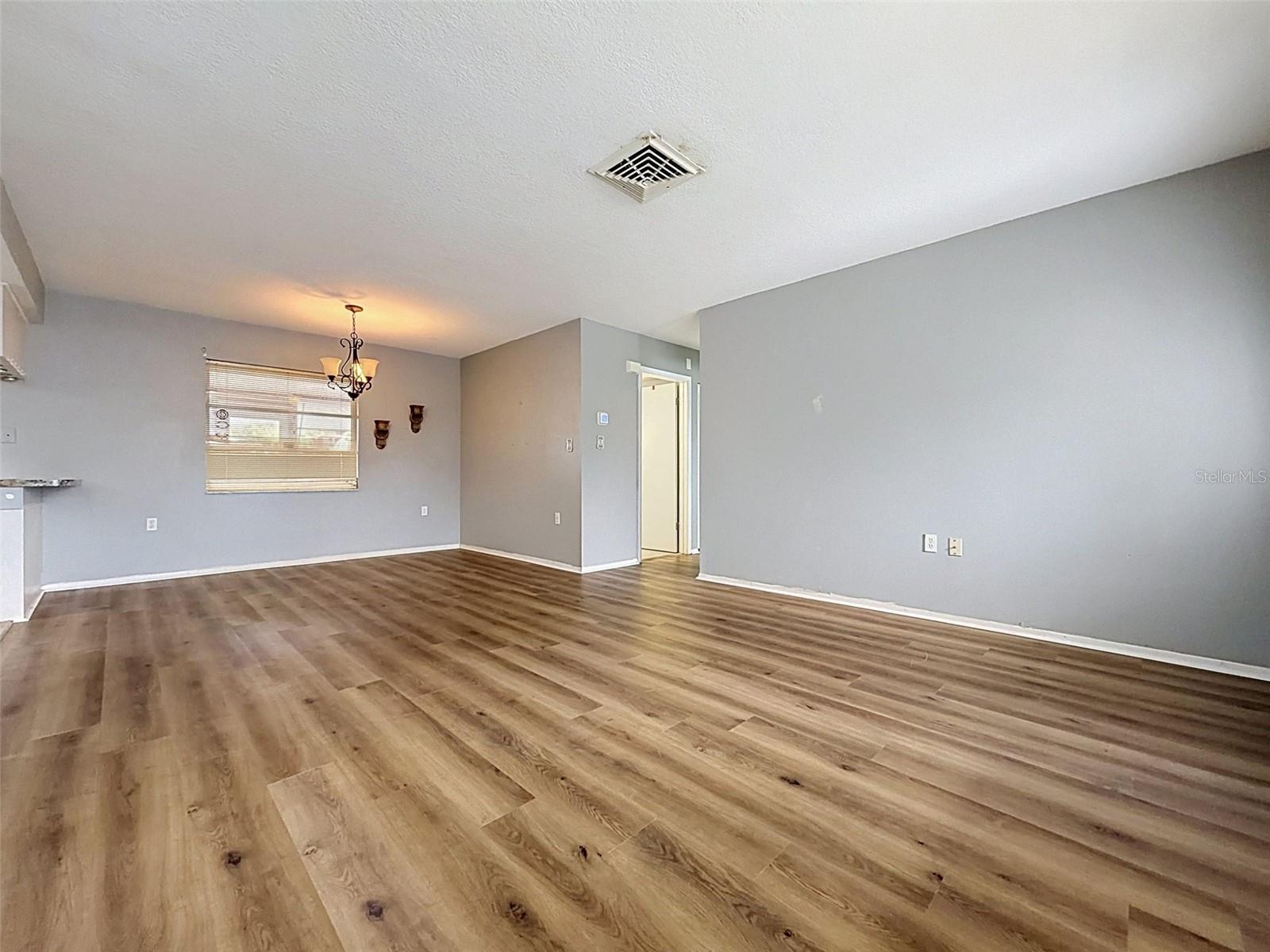 W7887090