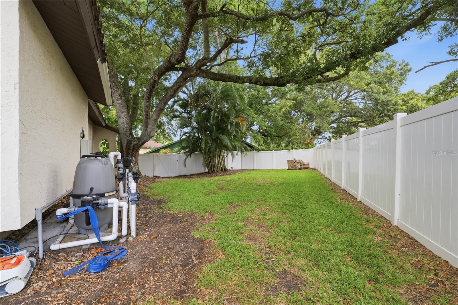 Huge pie shaped lot with expansive side yard