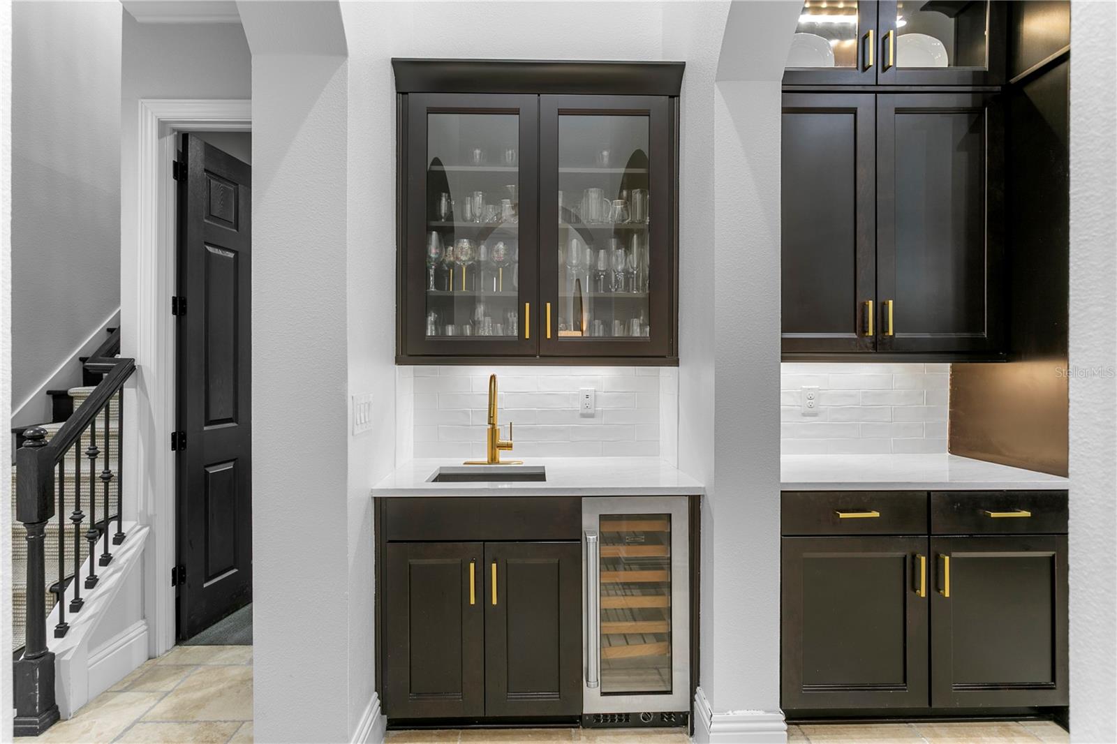 Custom Kitchen Cabinetry