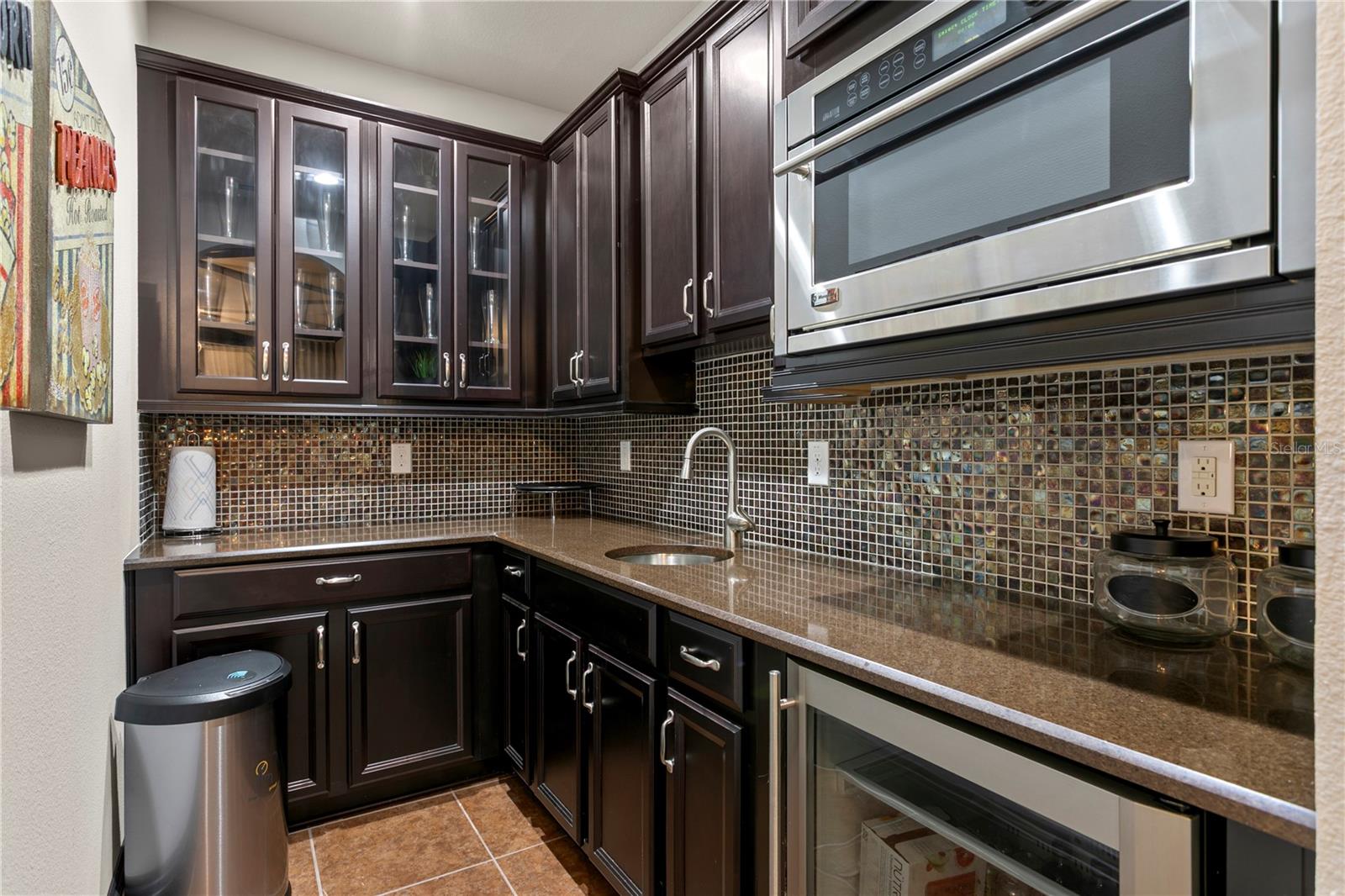 Convenient upstairs serving area.