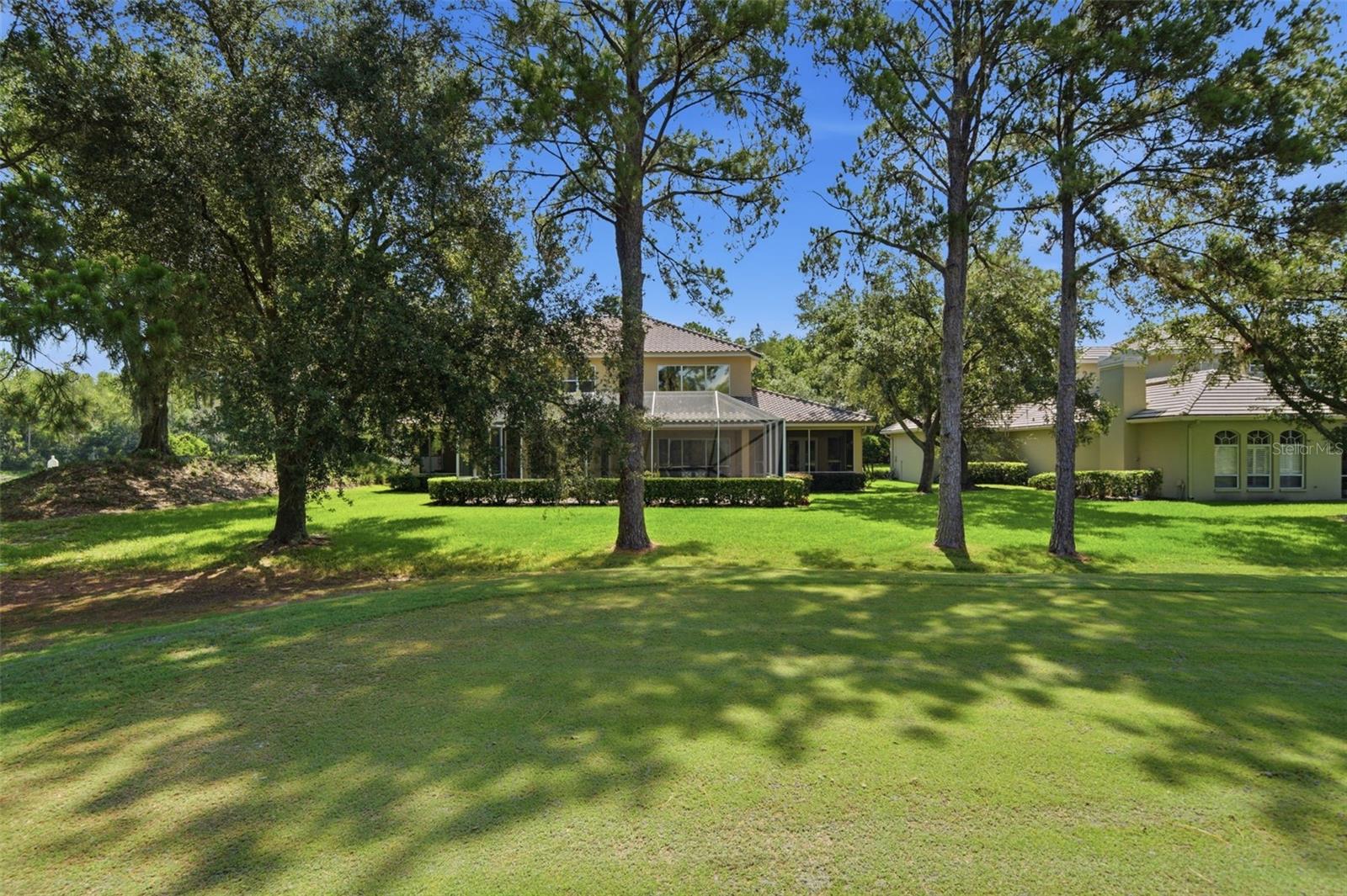 TB8523600