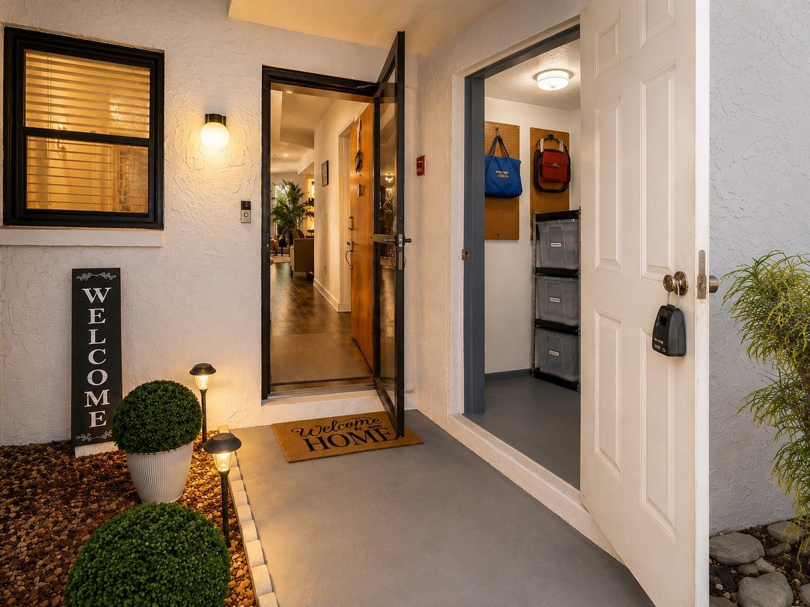 Entry/Storage