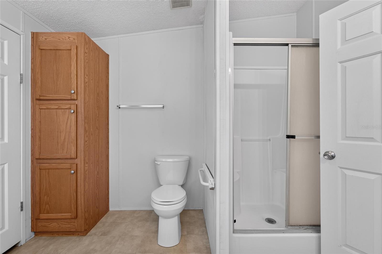 Primary En Suite Bath