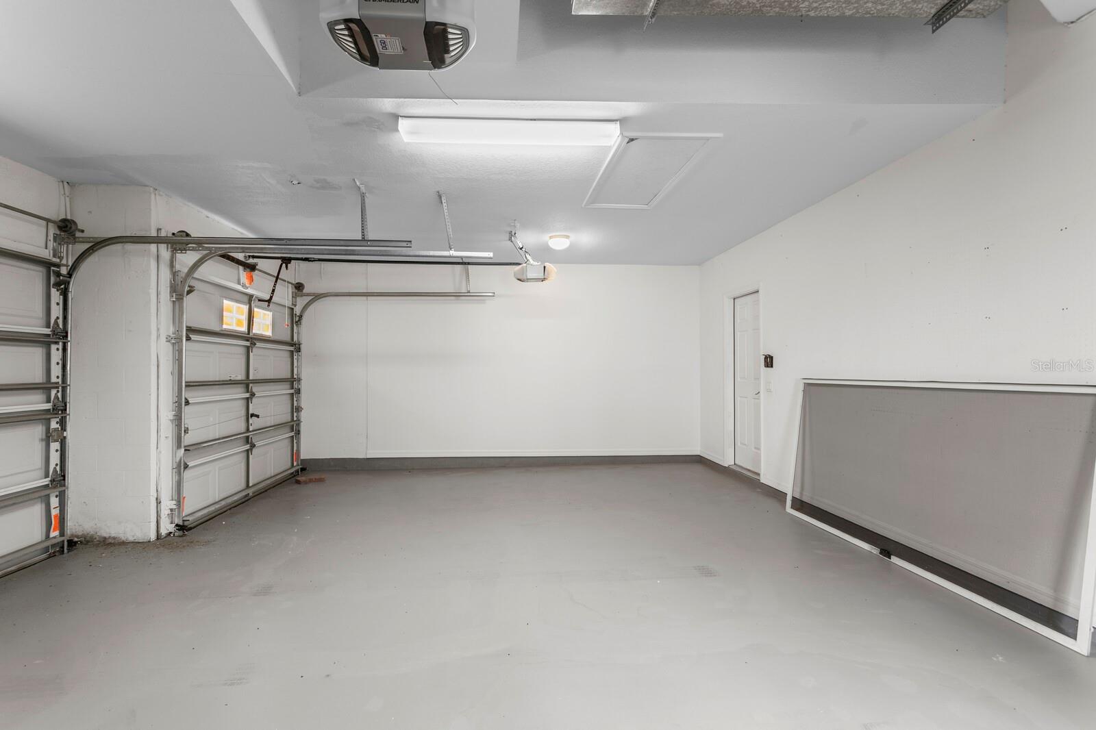3 car Garage