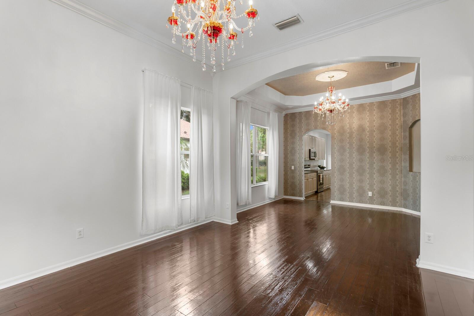 Formal living/dining