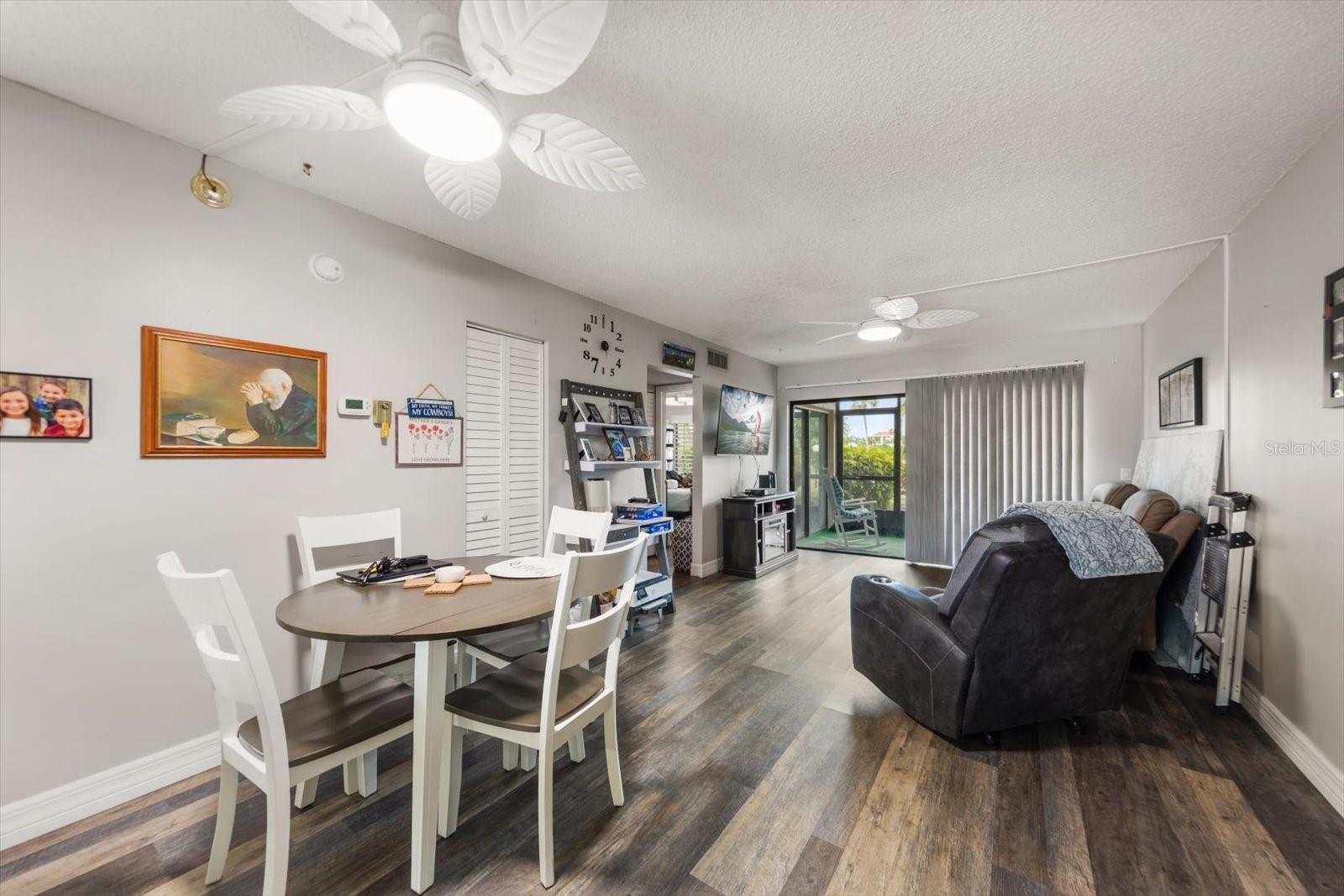 DINING AREA / LIVING ROOM