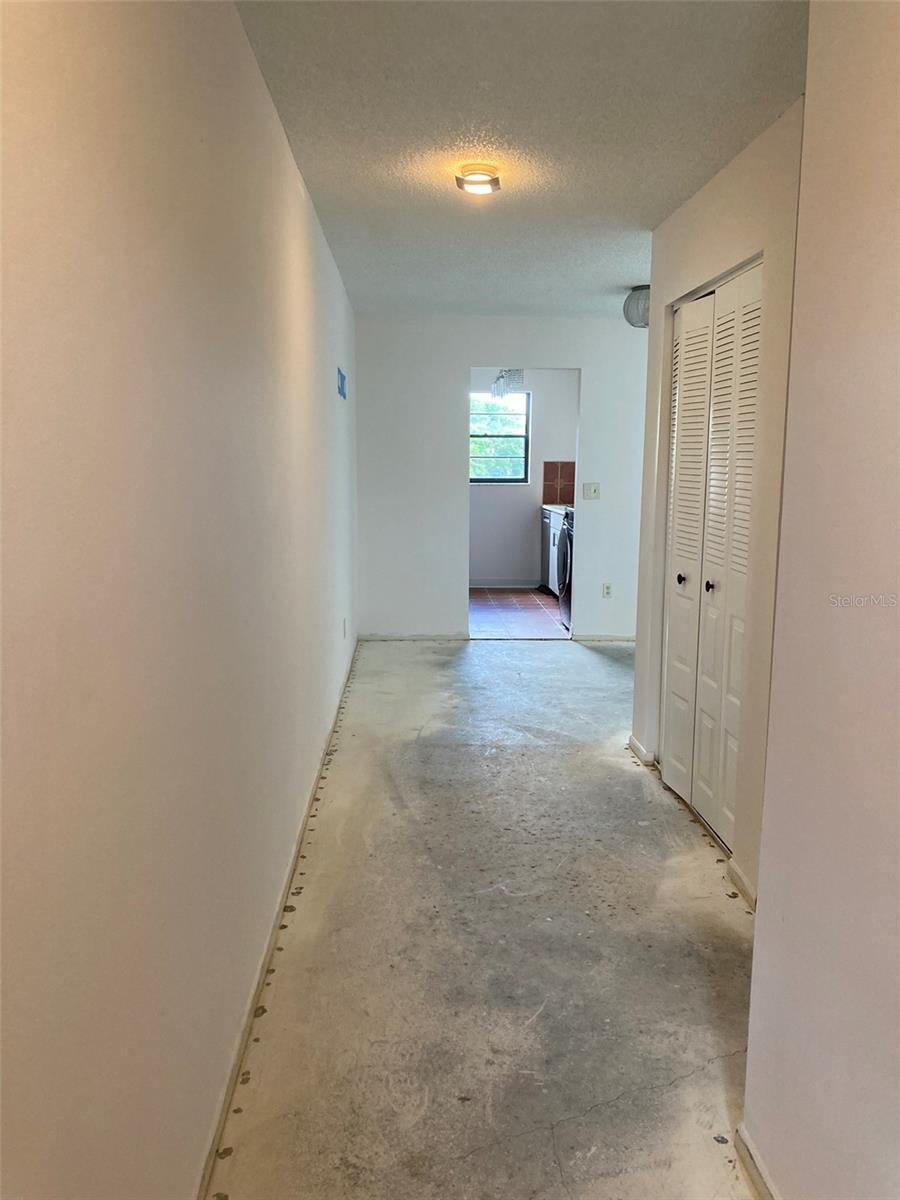 Front entry looking at the kitchen