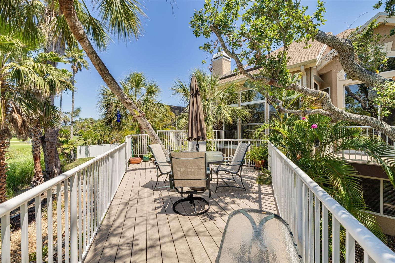 Spacious Rear Deck