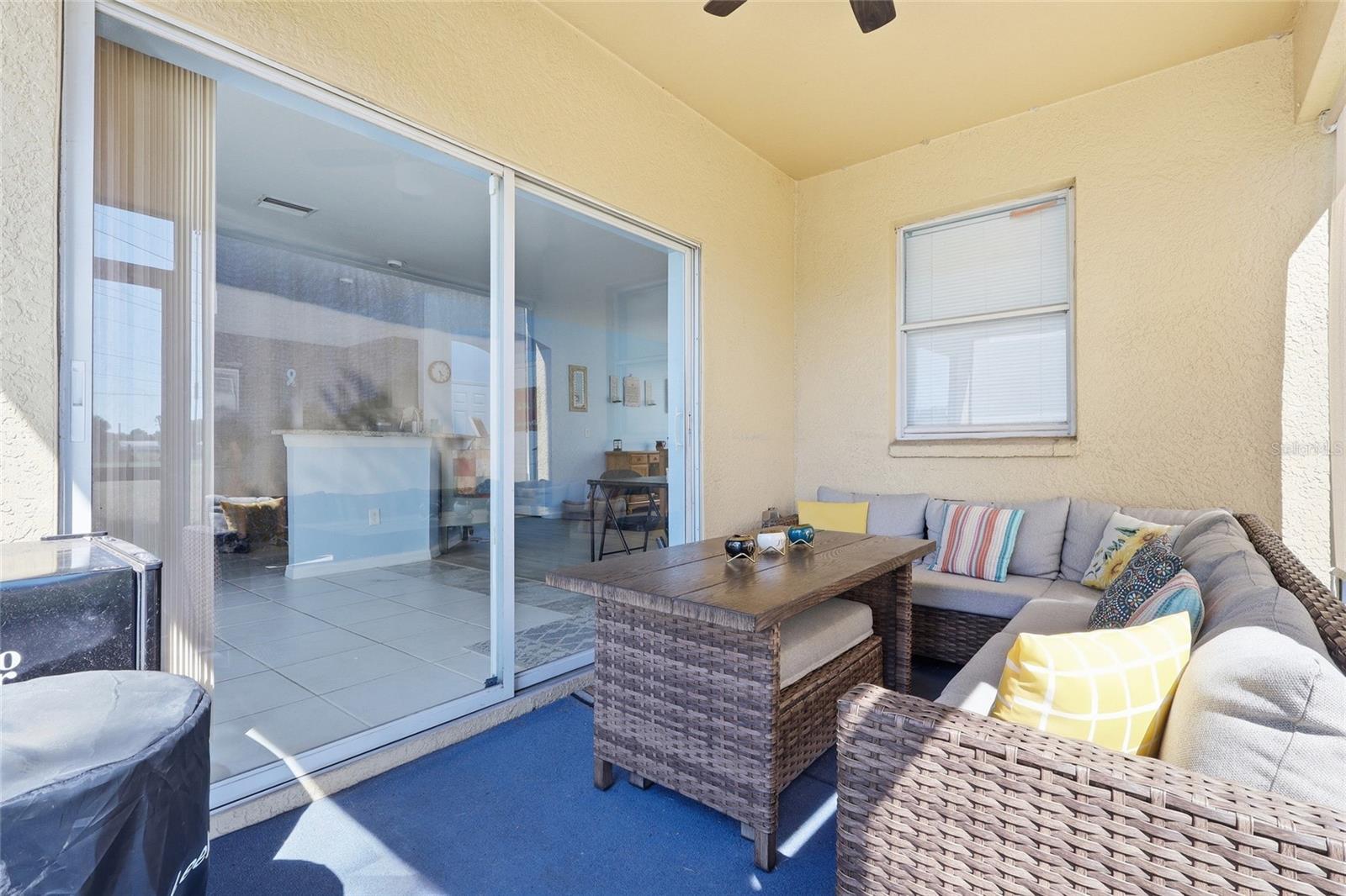 Covered screened lanai with ceiling fan