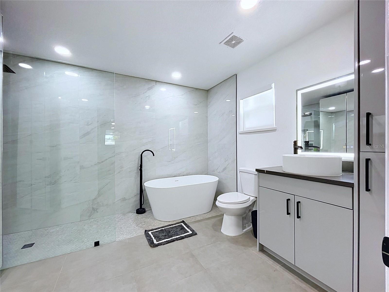 en-suite bathroom