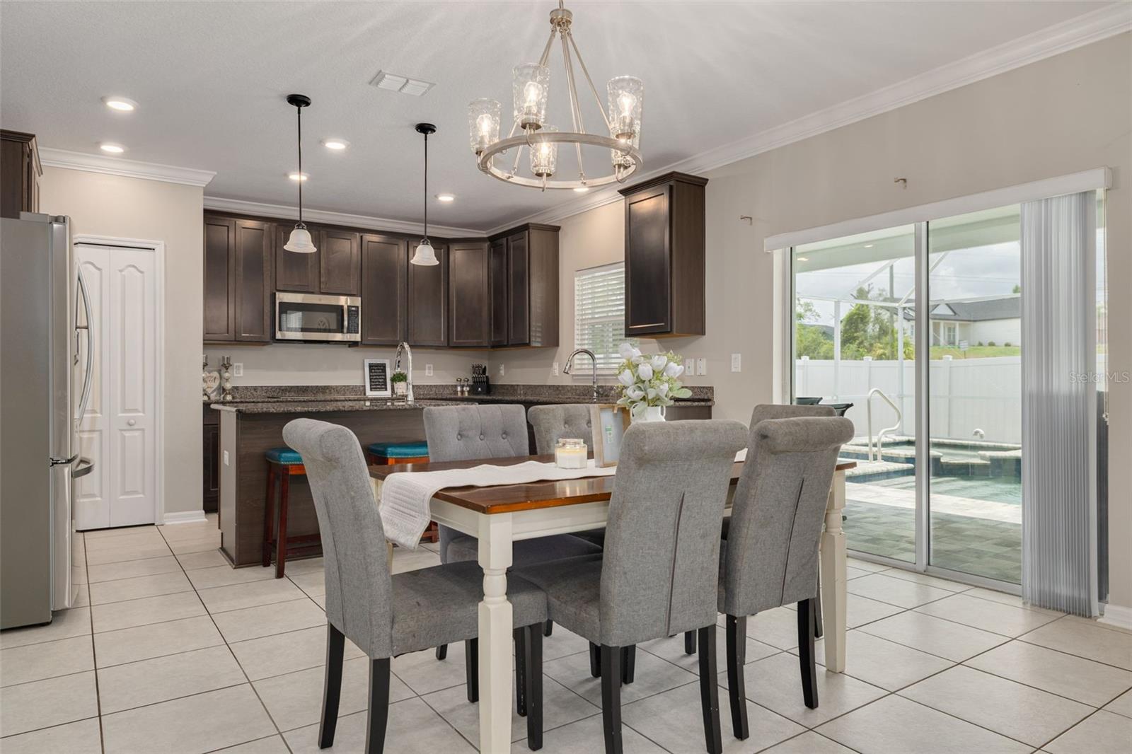 Eat in Kitchen