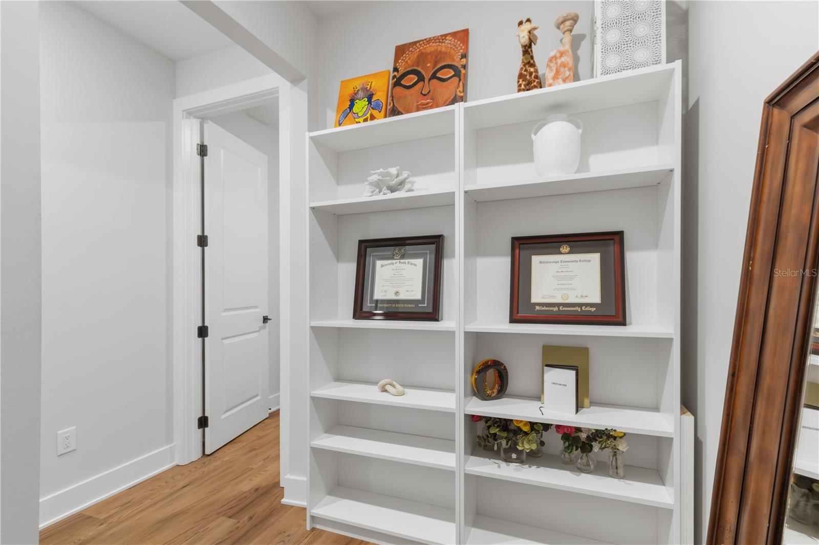 Office | Den