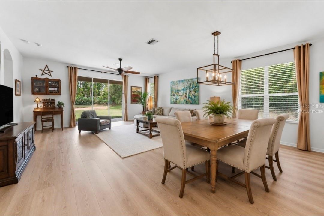 Virtually staged living/dining