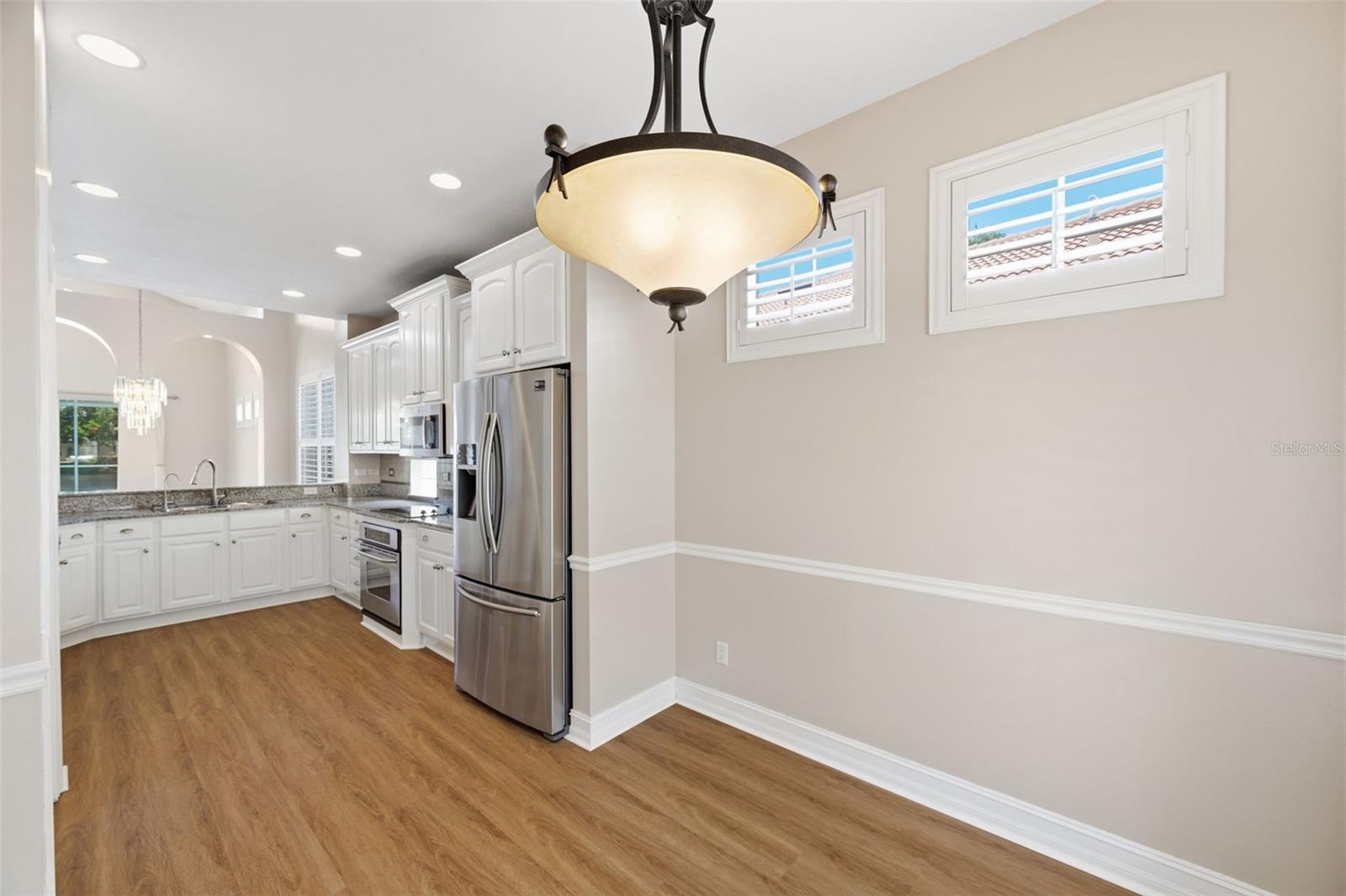 Eat-In Kitchen