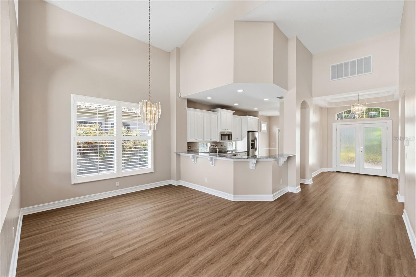 Dining Room & Kitchen