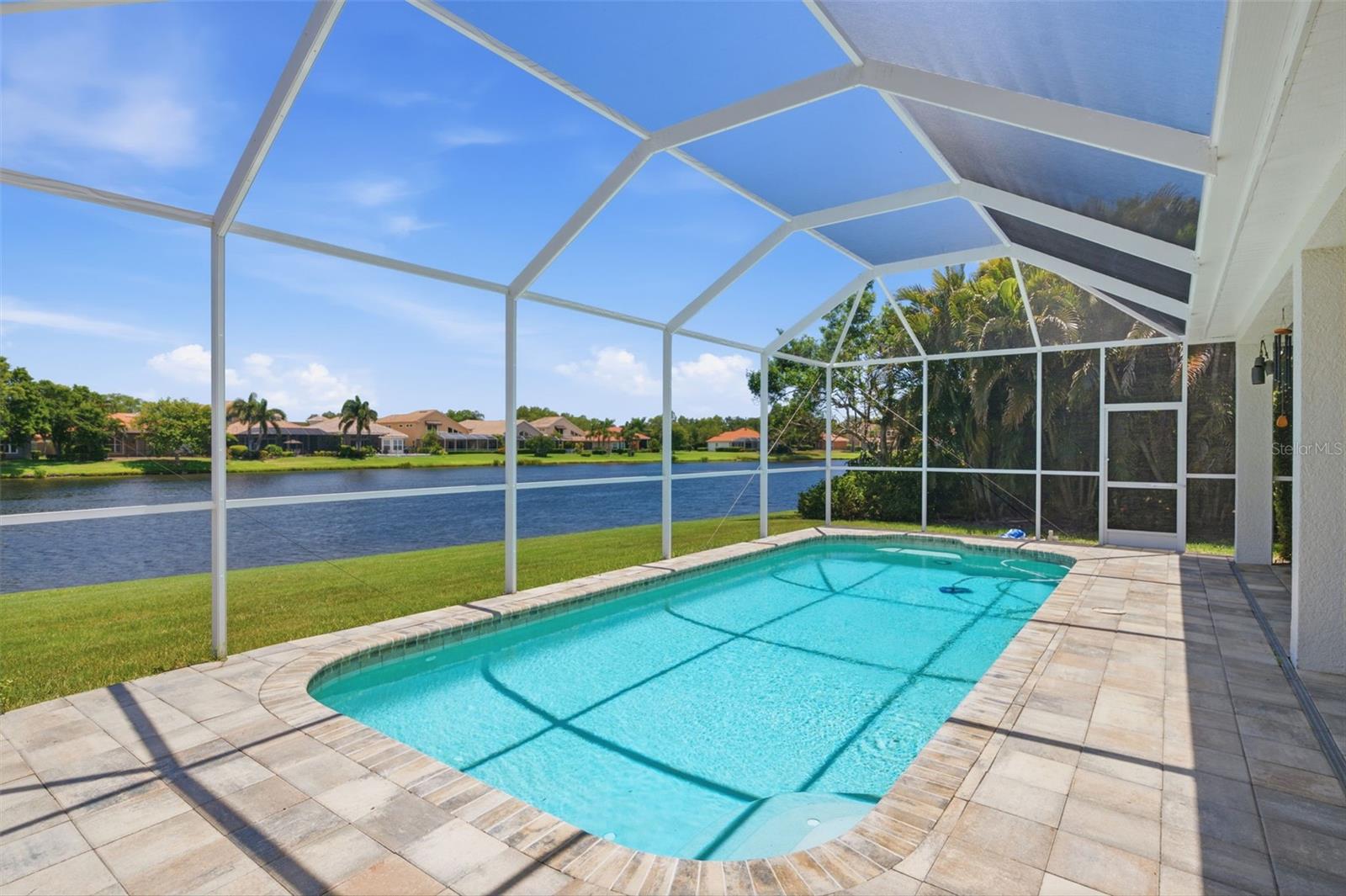Pool & Lake