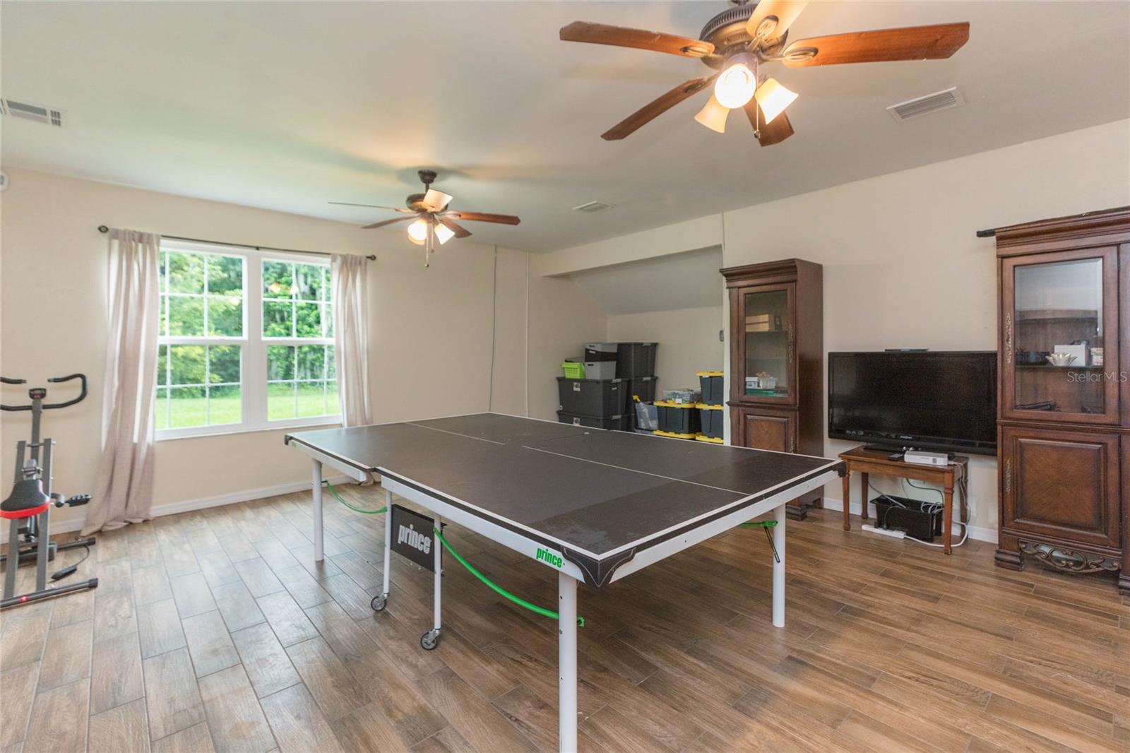 bonus room
