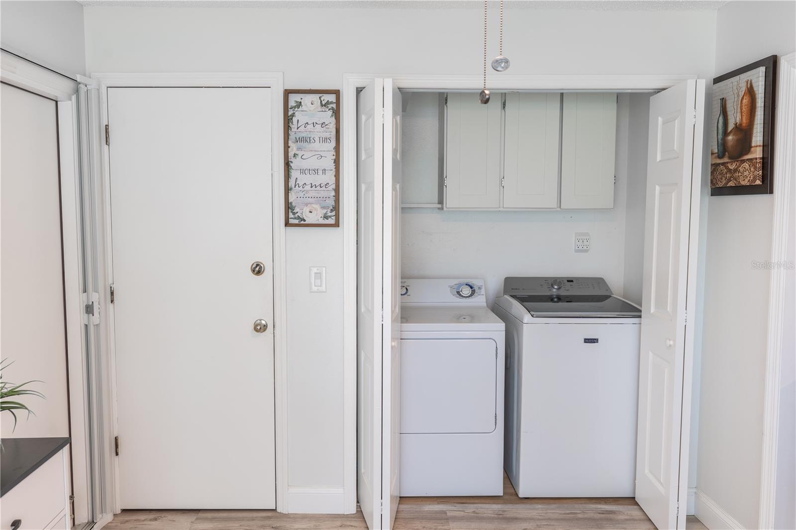 Back room with laundry closet