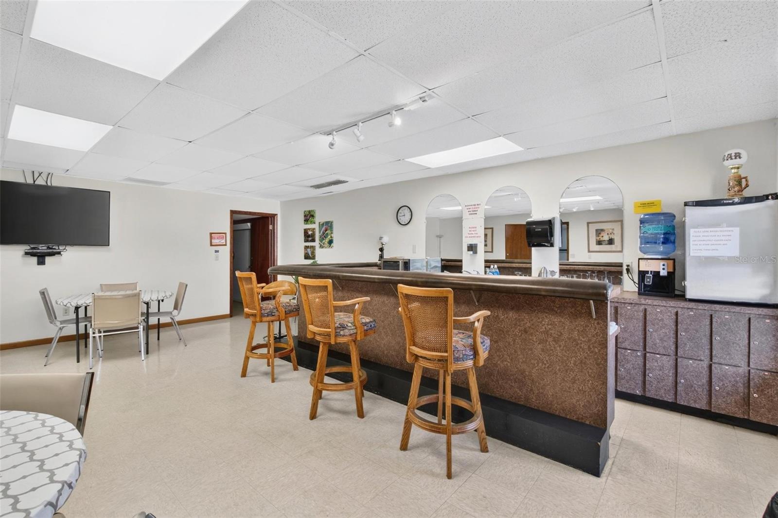Club House Bar