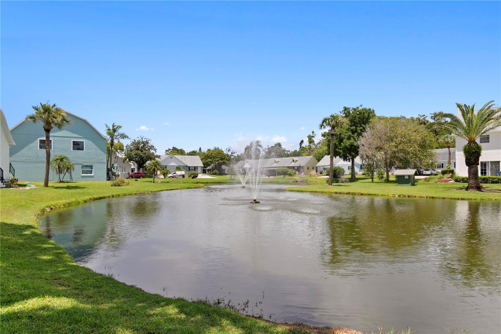The Wilds Community  Pond with Fountain