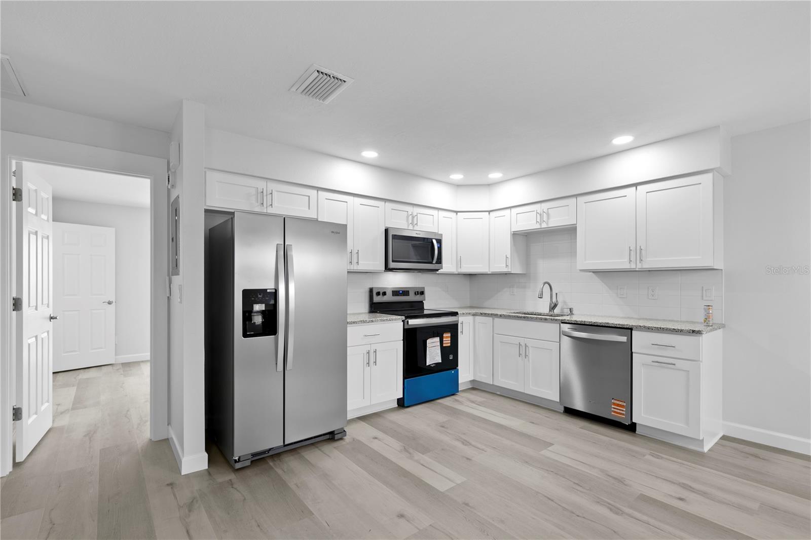 6225 Elmhurst Dr. New Kitchen Cabinetry