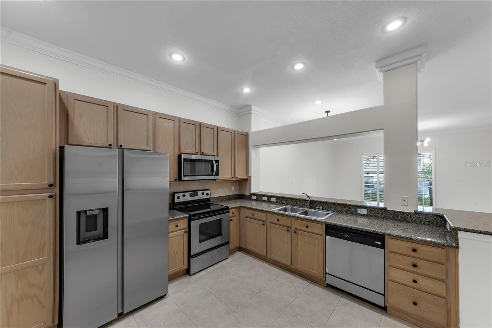 PLENTY OF CABINET SPACE