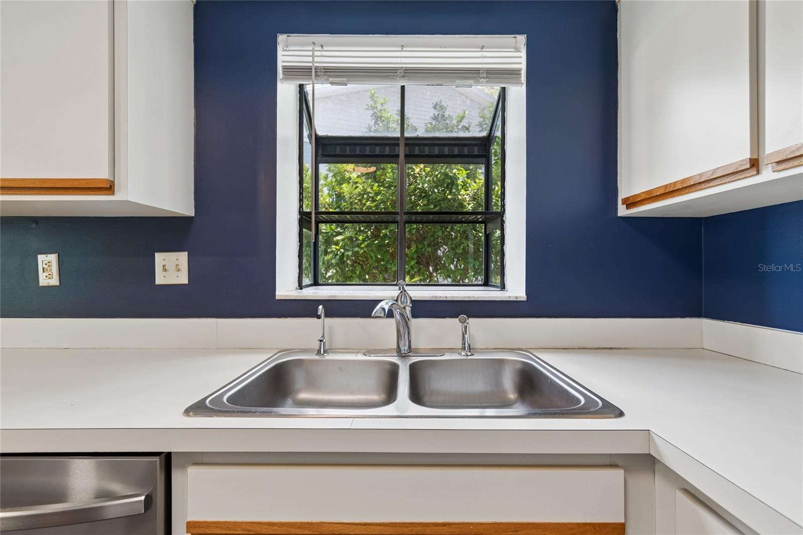 Kitchen Sink & Garden Window