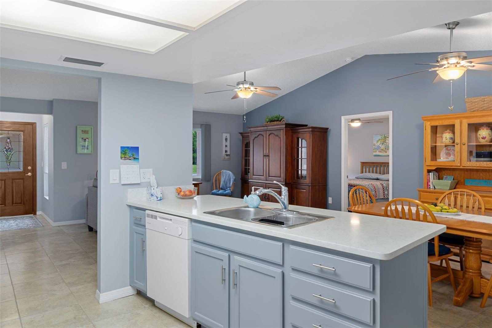 Kitchen & Dining Room