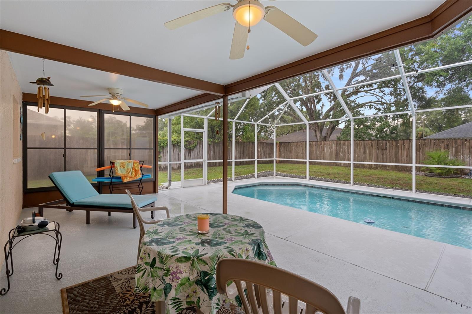 Rear Lanai & Pool